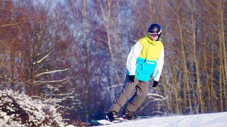 Migliori Giacche da Snowboard: Le Migliori per Uomo e per Donna