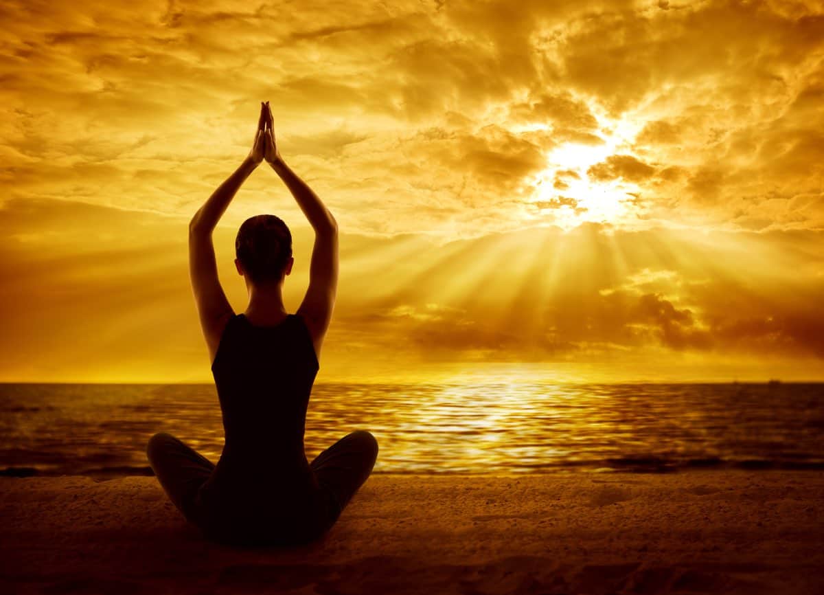 Cosa Regalare ad un Appassionato di Yoga : Top 8 Consigli per un Gradito Regalo
