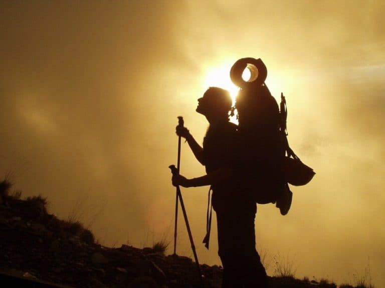 Come Riporre i Bastoncini da Trekking Nello Zaino