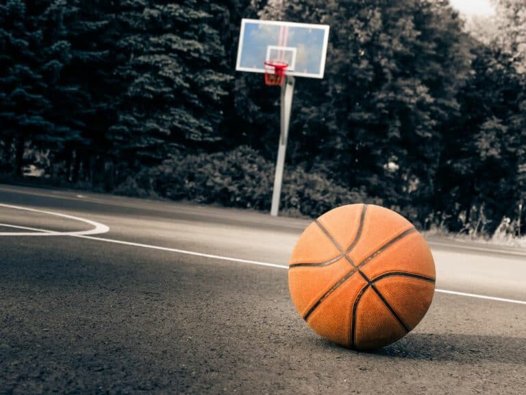 Come è Nata la Pallacanestro? L'affascinante storia della nascita del basket